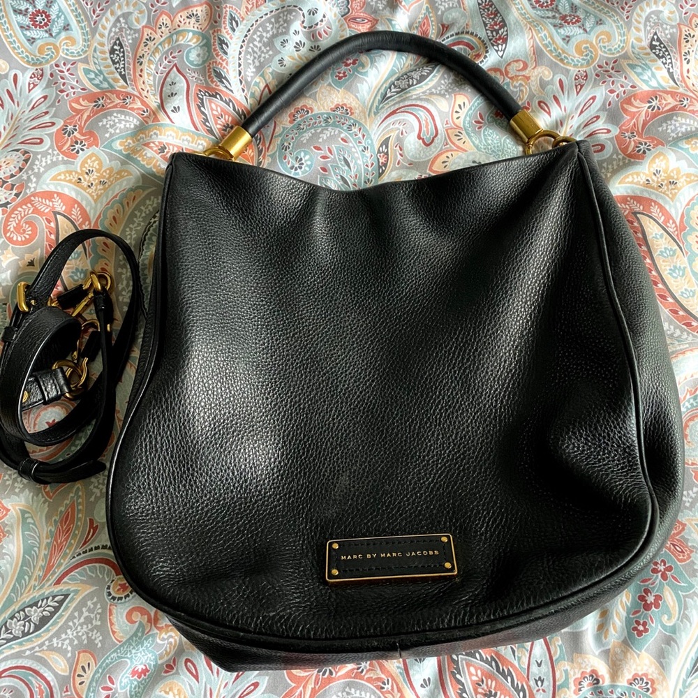 Marc by Marc Jacobs black pebbled leather bag EUC!